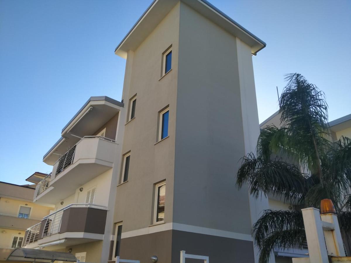 B&B White One San Prisco Exterior photo